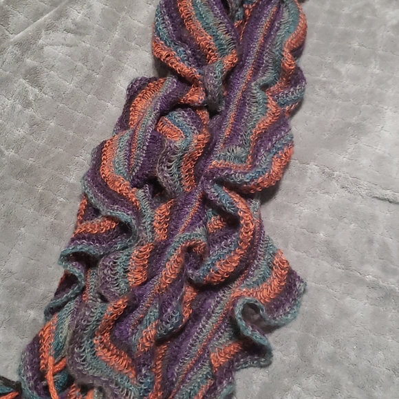 Scarf - Picture 2 of 3